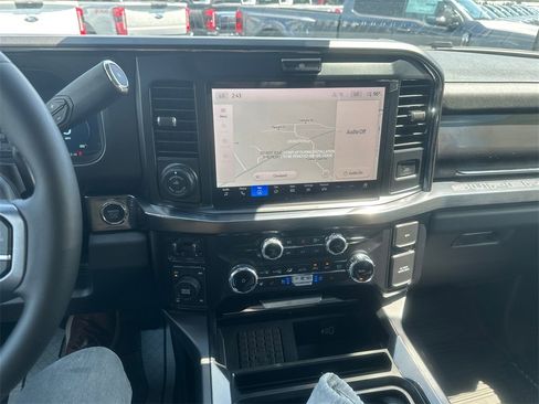 New 2025 Ford F350 Lariat w/ Lariat Ultimate Package image 21