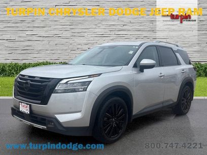 Used 2023 Nissan Pathfinder Platinum