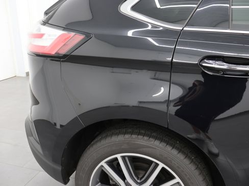 Used 2020 Ford Edge Titanium w/ Class II Trailer Tow Package AWD/4WD image 26