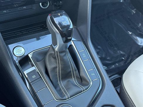 New 2026 Volkswagen Taos SE image 20