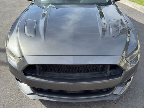 Used 2017 Ford Mustang GT image 14