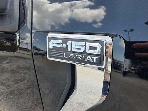 Used 2022 Ford F150 Lariat AWD/4WD image 4