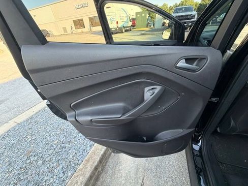 Used 2018 Ford Escape SEL AWD/4WD image 16