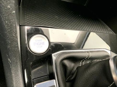 Used 2023 Volkswagen Taos S image 31