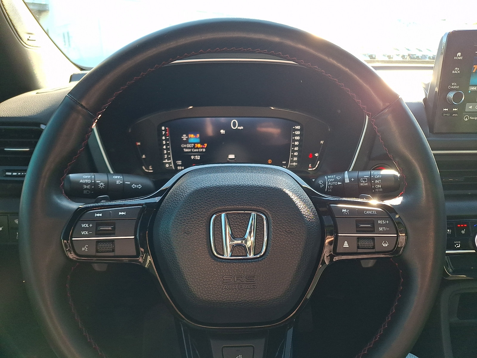 Used 2025 Honda Pilot Black Edition image 19