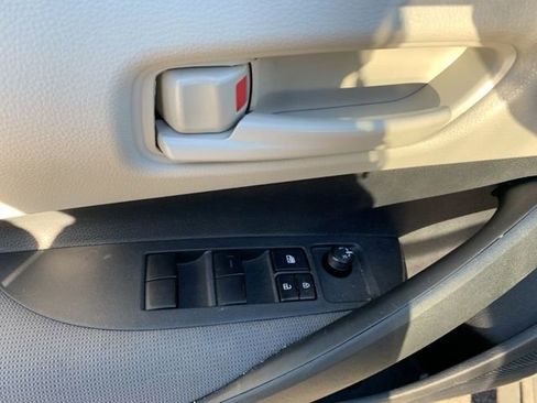 Certified 2025 Toyota Corolla LE image 13