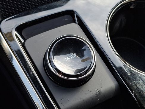 Used 2026 Chevrolet Equinox RS w/ Convenience Package III image 25