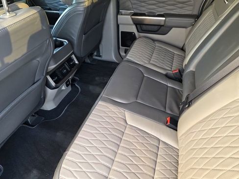 Used 2026 Ford F250 Platinum w/ Platinum Plus Package image 22