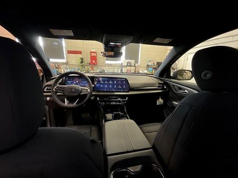 New 2026 Chevrolet Traverse LT w/ Midnight/Sport Edition image 3