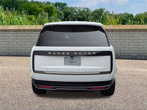 New 2025 Land Rover Range Rover SE image 5