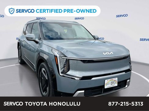 Used 2024 Kia EV9 Land AWD/4WD image 1