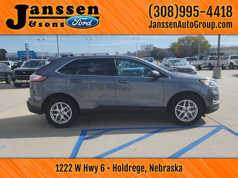 Used 2023 Ford Edge SEL AWD/4WD image 5