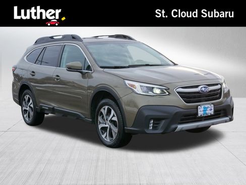 Used 2022 Subaru Outback Limited image 1