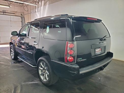 Used 2011 GMC Yukon Denali image 5