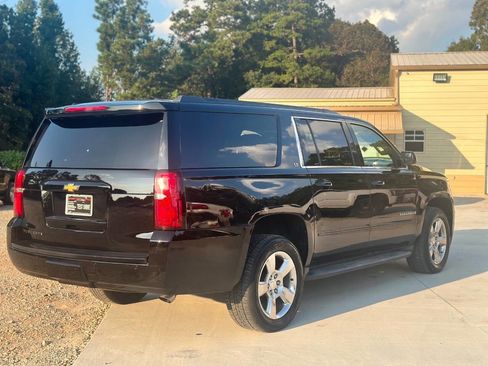 Used 2016 Chevrolet Suburban LS image 7
