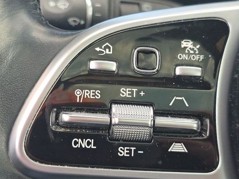 Certified 2022 Mercedes-Benz GLC 300 4MATIC image 35