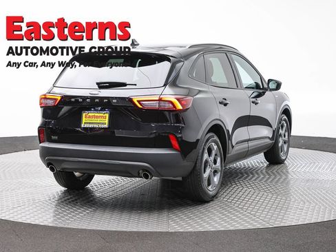 Used 2025 Ford Escape ST-Line FWD image 5