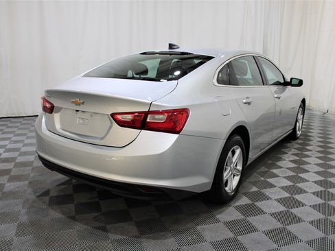Used 2021 Chevrolet Malibu LS image 27