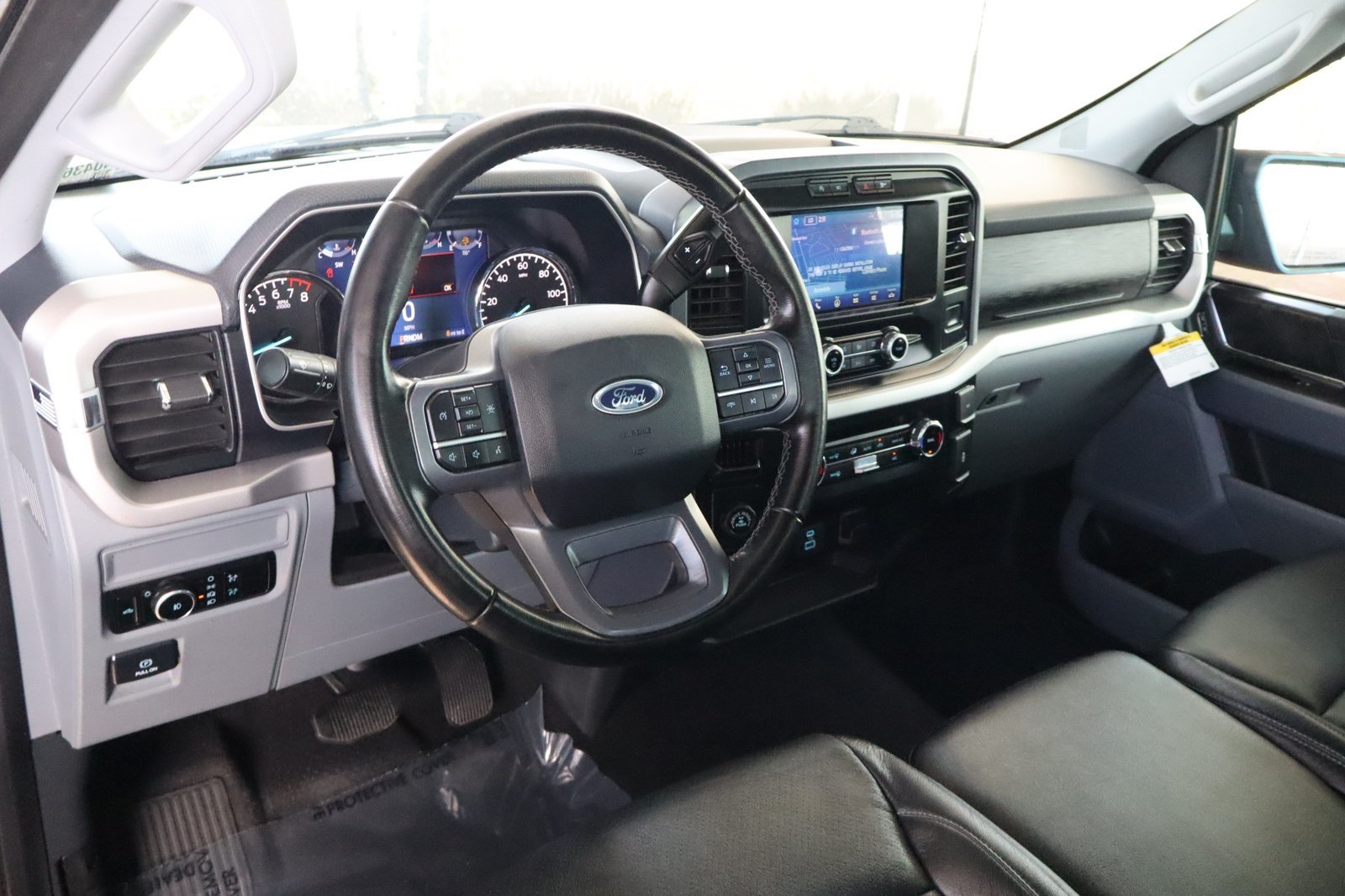 Used 2023 Ford F150 XLT w/ Equipment Group 301A Mid RWD image 17