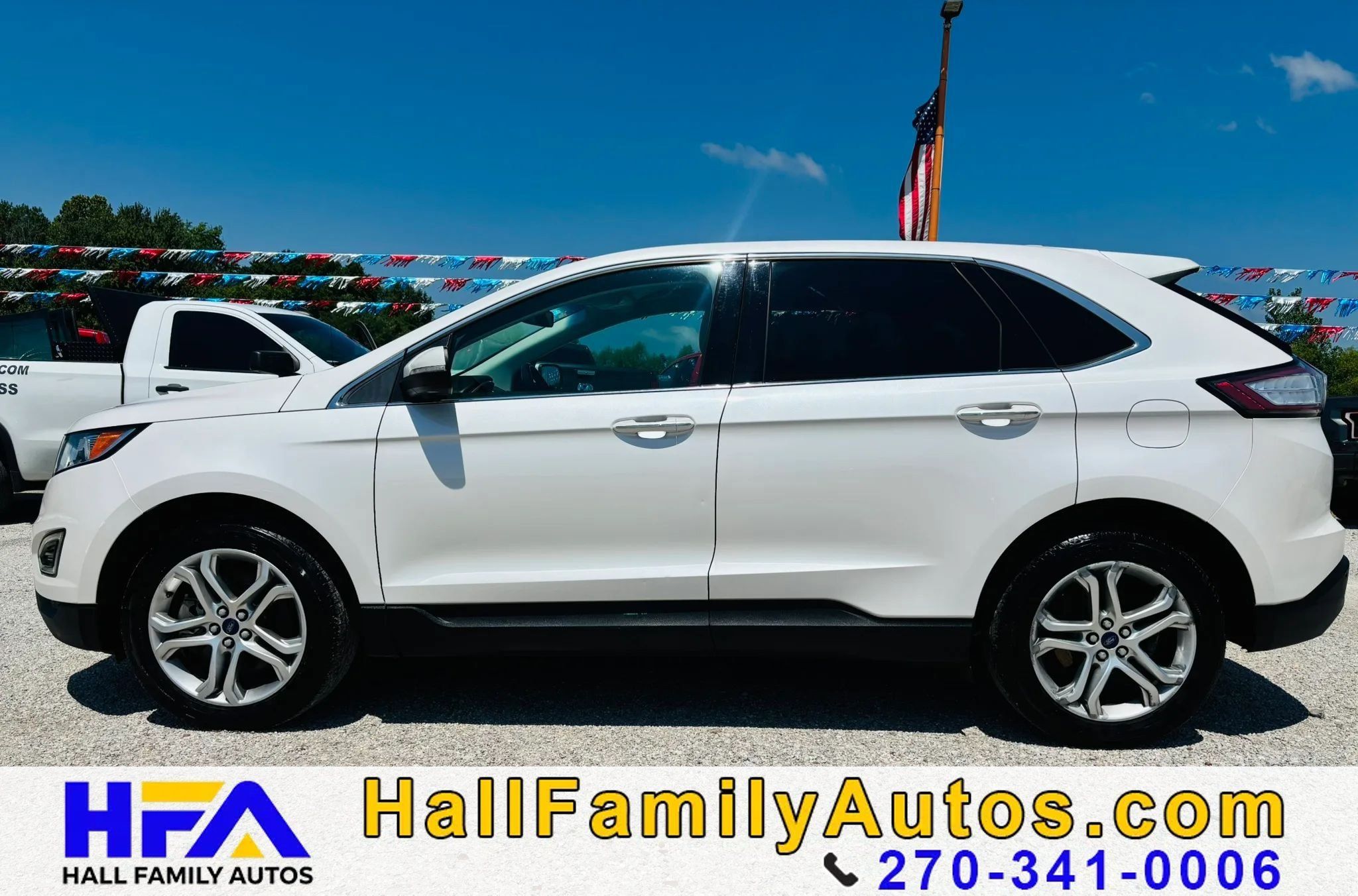 Used 2015 Ford Edge Titanium w/ Technology Package FWD image 2