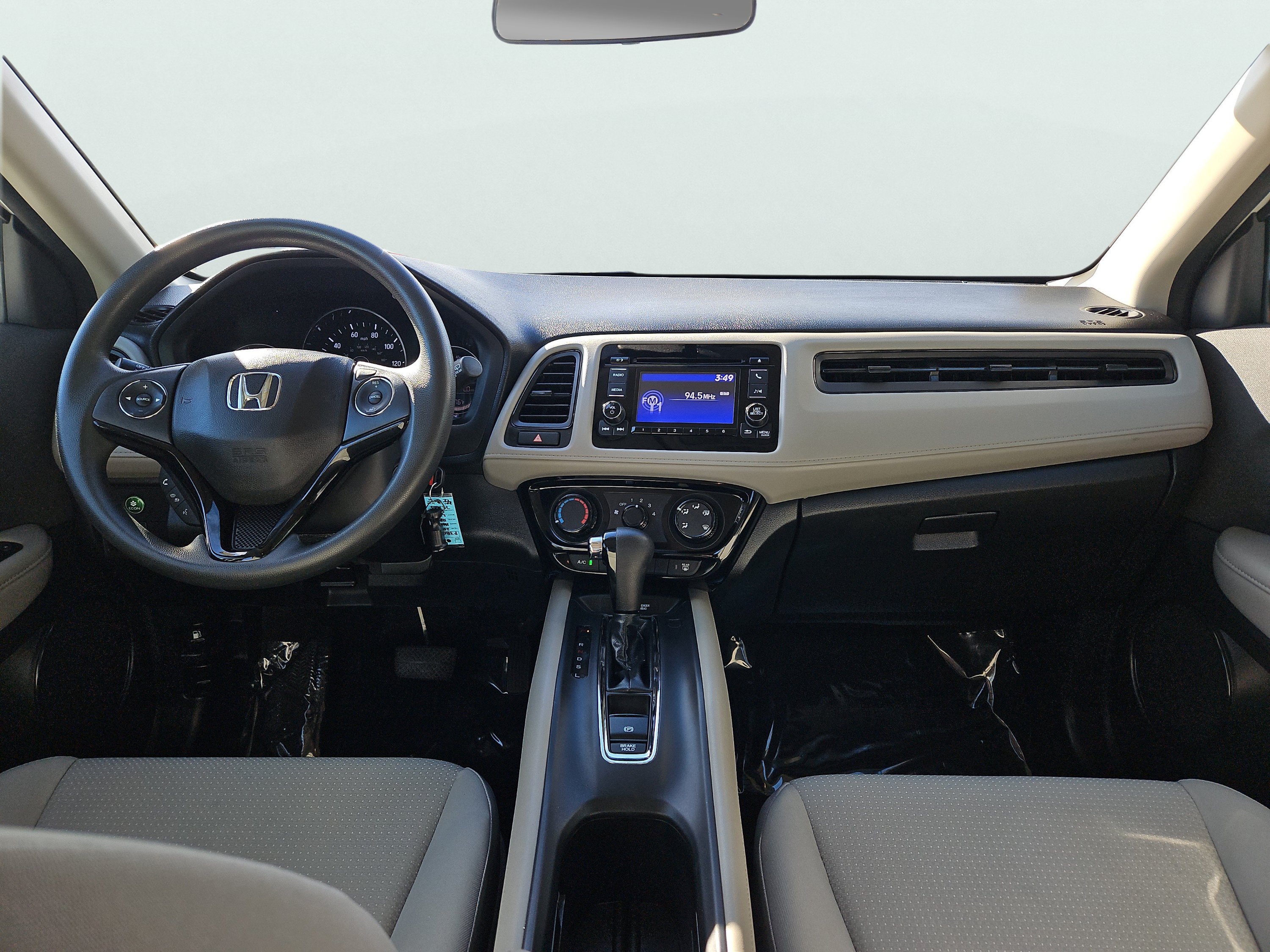 Used 2021 Honda HR-V LX image 3