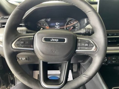 Used 2024 Jeep Compass Limited AWD/4WD image 15