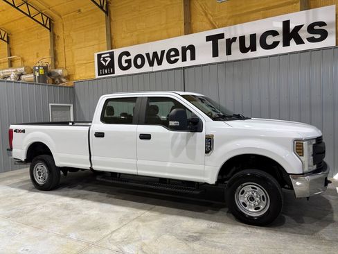 Used 2019 Ford F250 XL w/ Power Equipment Group image 3