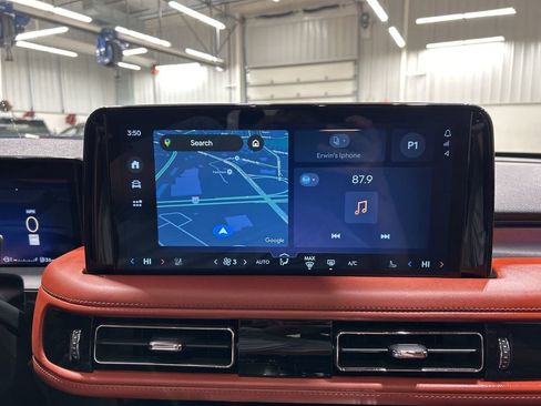 Used 2025 Lincoln Aviator Reserve w/ Equipment Group 201A image 19