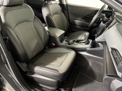 Used 2025 Subaru Crosstrek 2.5i Limited w/ Crosstrek Mirror Package image 29