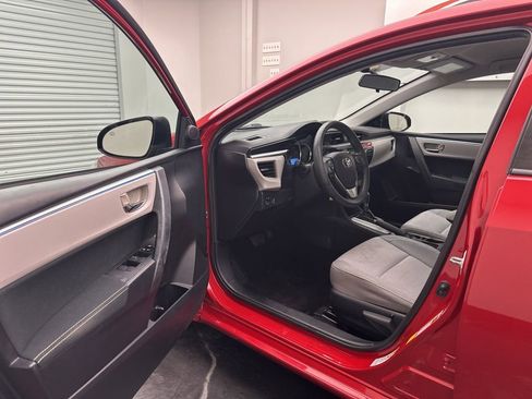 Used 2014 Toyota Corolla LE image 5
