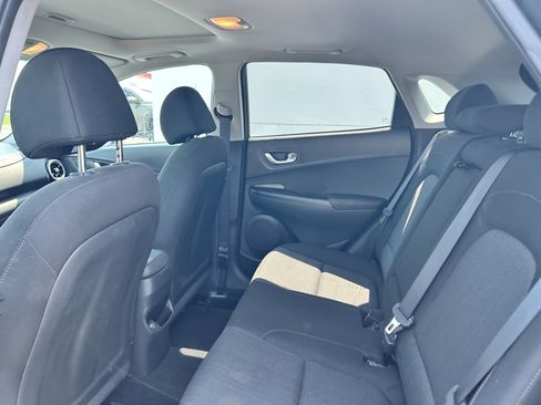 Used 2023 Hyundai Kona SEL w/ Convenience Package AWD/4WD image 11