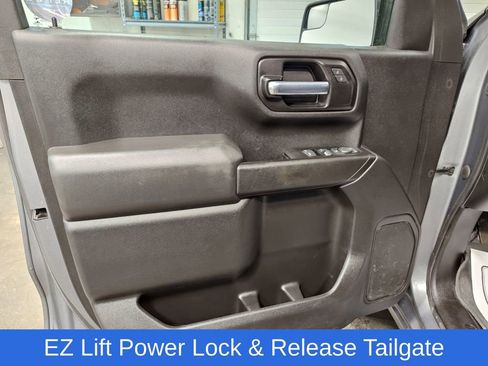 Used 2020 Chevrolet Silverado 1500 Custom w/ Custom Value Package image 22