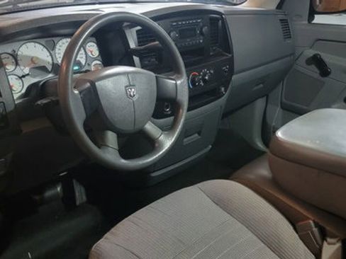 Used 2007 Dodge Ram 1500 Truck ST image 29