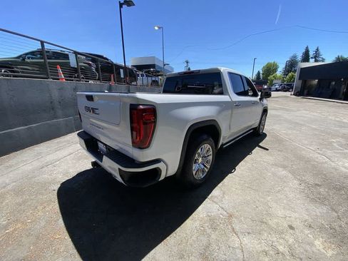 Used 2023 GMC Sierra 1500 Denali AWD/4WD image 6
