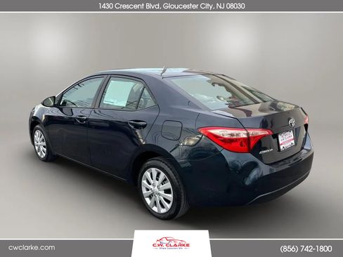 Used 2017 Toyota Corolla LE image 8