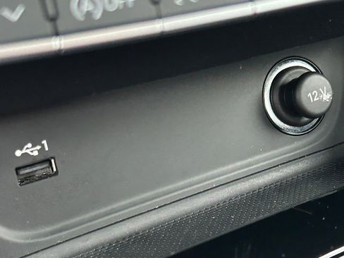 Used 2023 Audi S4 Prestige w/ Prestige Package image 29