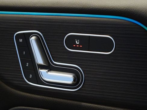 New 2026 Mercedes-Benz GLB 250 4MATIC image 31