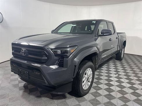 New 2026 Toyota Tacoma SR5 AWD/4WD image 3