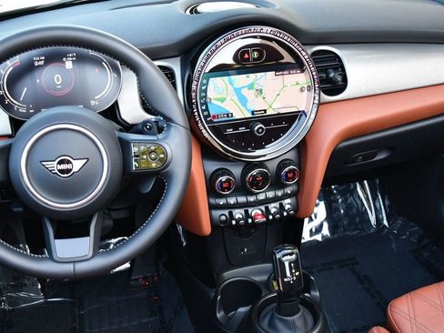 Used 2024 MINI Cooper S w/ Signature Upholstery Package FWD image 62
