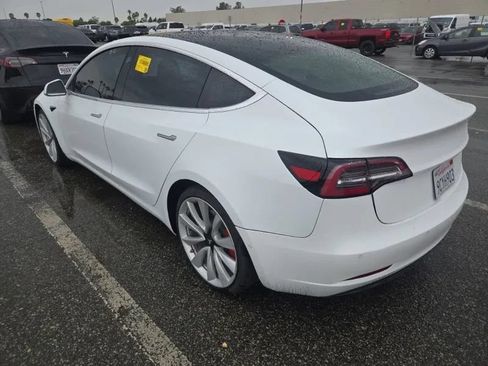 Used 2018 Tesla Model 3 Long Range AWD/4WD image 3