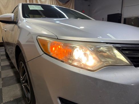Used 2012 Toyota Camry LE FWD image 7