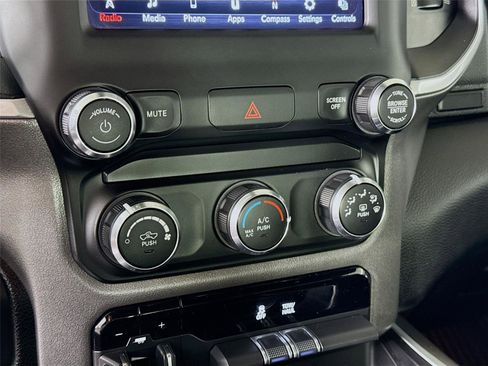 Used 2020 RAM 1500 Big Horn image 16