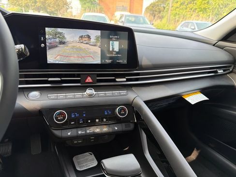 New 2026 Hyundai Elantra Limited FWD image 26