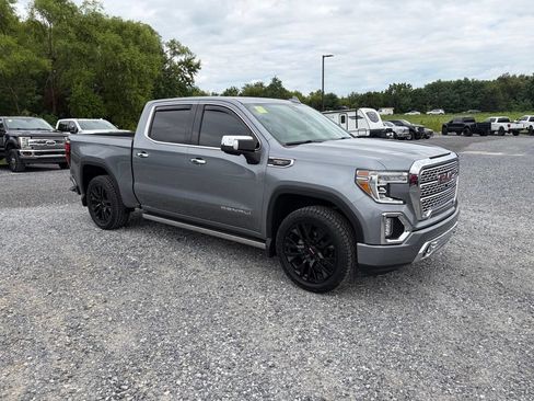 Used 2021 GMC Sierra 1500 Denali w/ Denali Carbonpro Edition AWD/4WD image 16