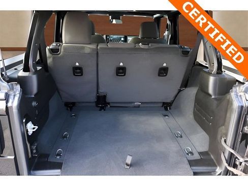 Used 2024 Jeep Wrangler Willys image 22