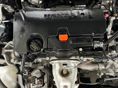 Used 2024 Honda Civic Sport image 10