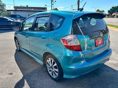 Used 2013 Honda Fit Sport image 5