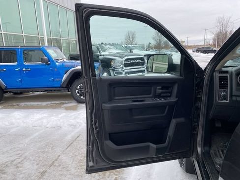 Used 2016 RAM 2500 Tradesman w/ Popular Equipment Group RWD image 9