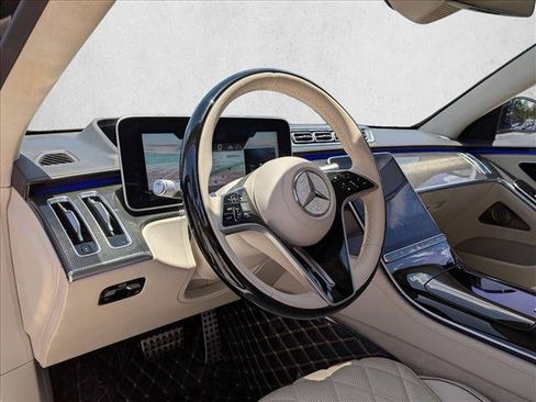 Used 2022 Mercedes-Benz S 580 4MATIC Sedan image 6