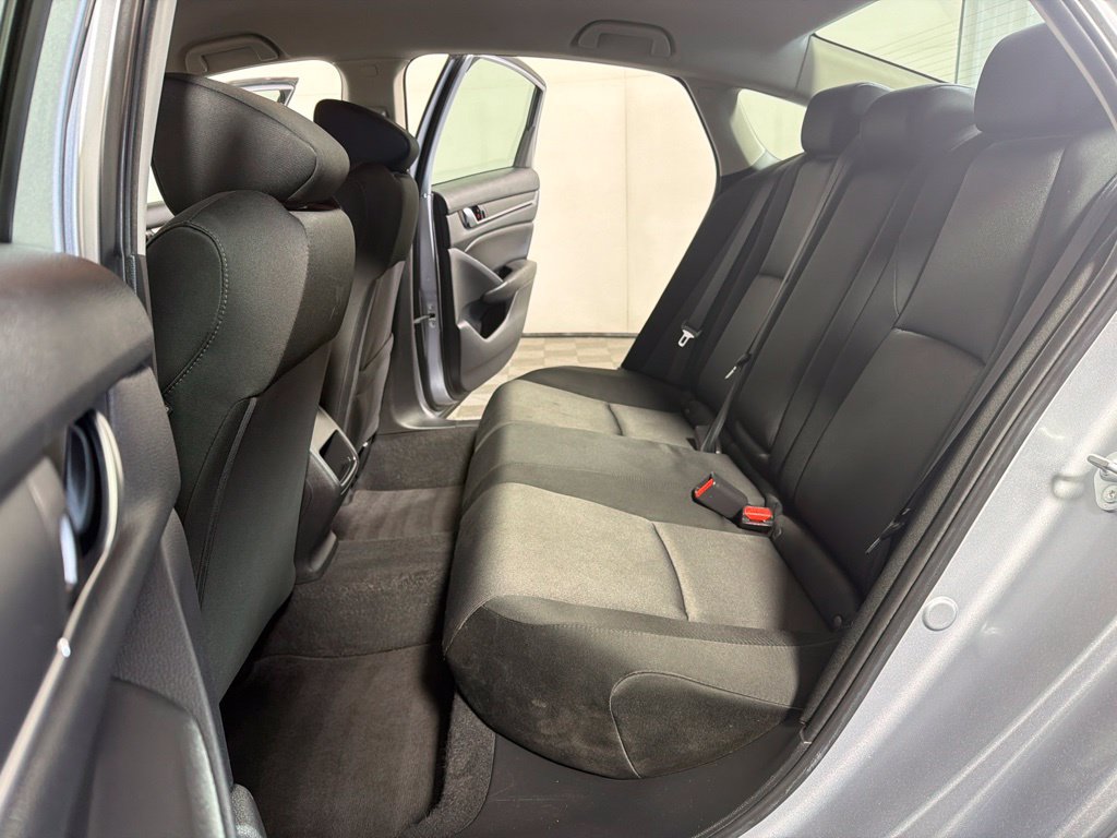 Used 2021 Honda Accord Hybrid image 19